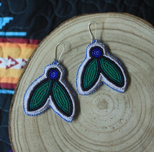 Load image into Gallery viewer, Cool Toned Blueberry Earrings
